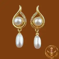 pearl earrings