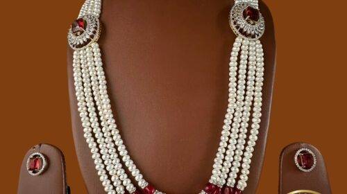 Pearl Necklace Side Brooch (Ruby)