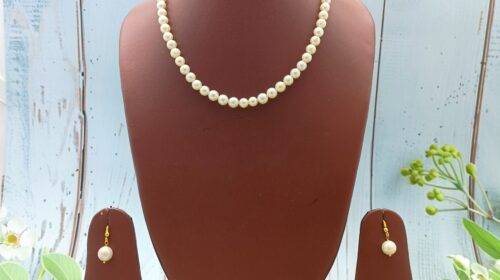 South Sea Pearl Necklace In Yellow Color