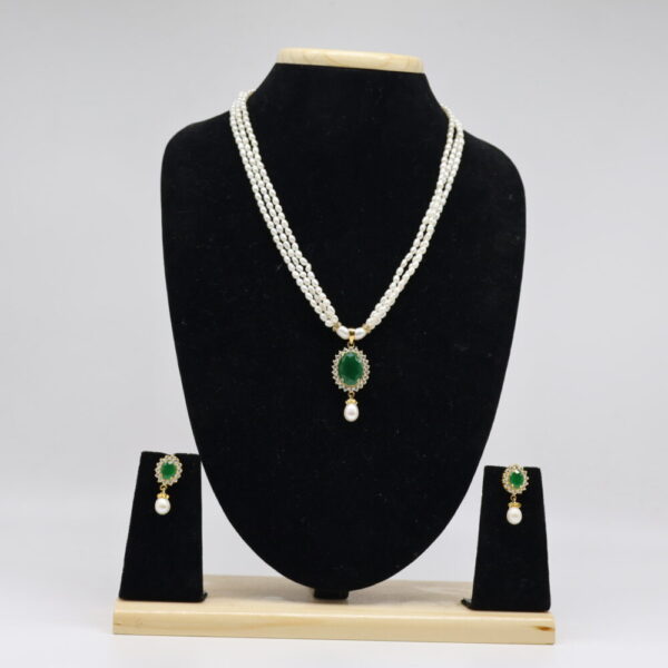 Alternative view of Pearl & Emerald Pendant Necklace Set