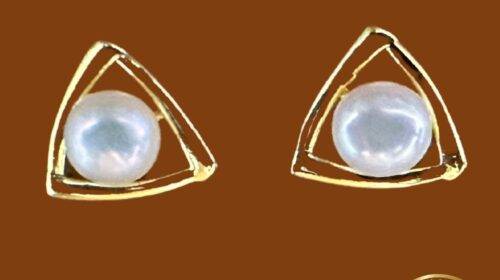 Pearl Studs (Triangle Shape)