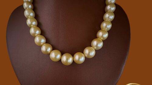 South Sea Pearl Necklace (Yellow)