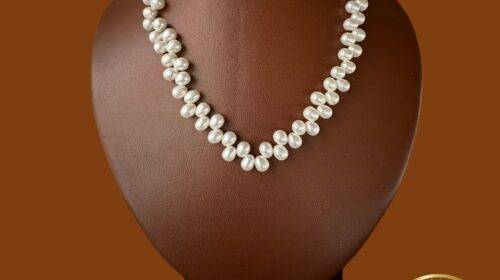 Stunning Zig Zag White Pearl Necklace