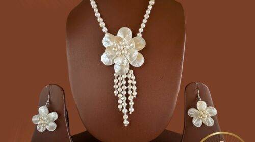 Oysters Pearls Set