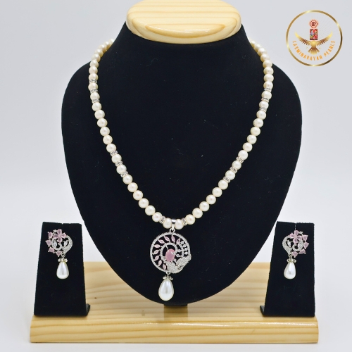 Alternative view of Single Row Pendant Pearl Set