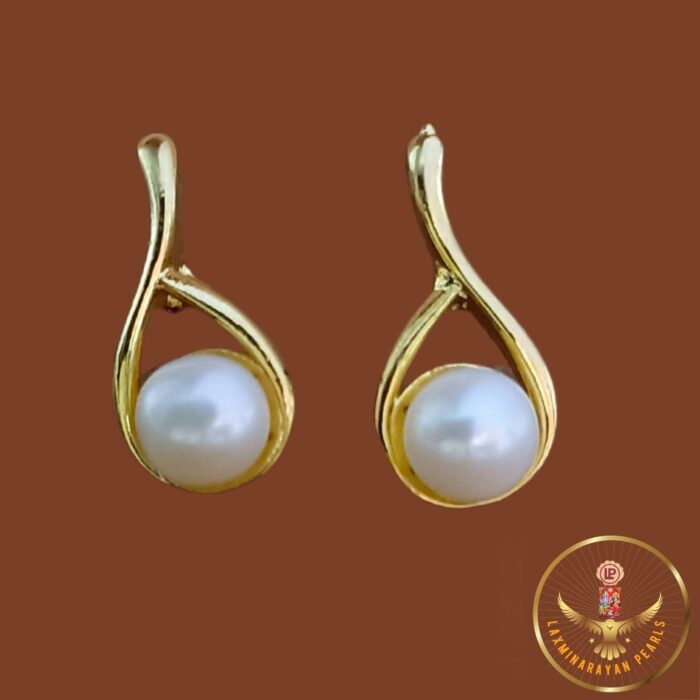 Pearl Studs