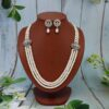 Side pendant pearl necklaces