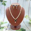 Pendant pearl necklace
