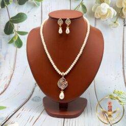 Single Row Pearls Pendant Set