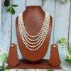 Four layer pearls necklace set