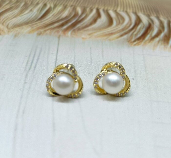 Pearl Studs