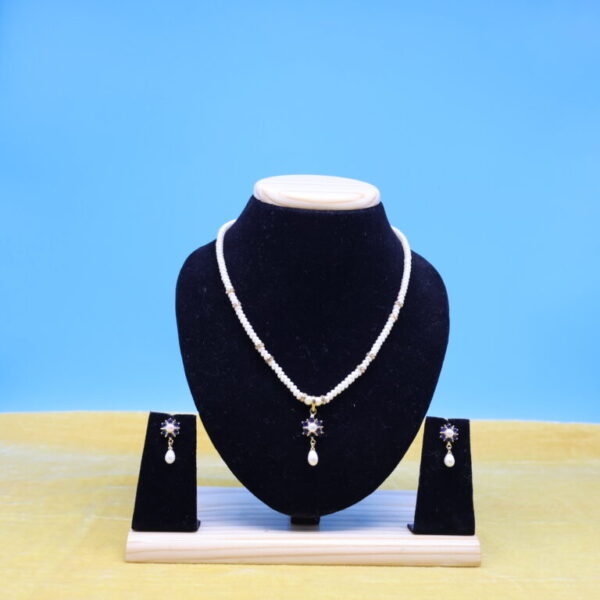 Alternative view of Single Line Pearl Pendent Necklace