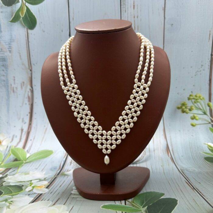 Pearl jali necklace