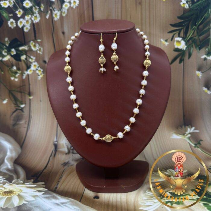 Real Pearl beaded necklace