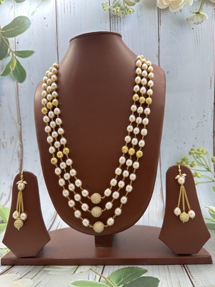 Pearl Beaded Necklaces
