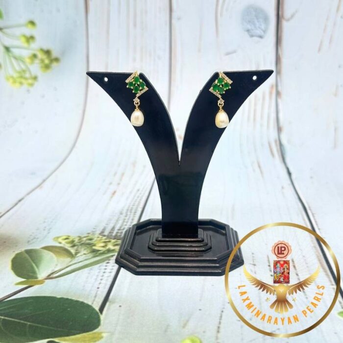 Green Stone Pearls Earrings