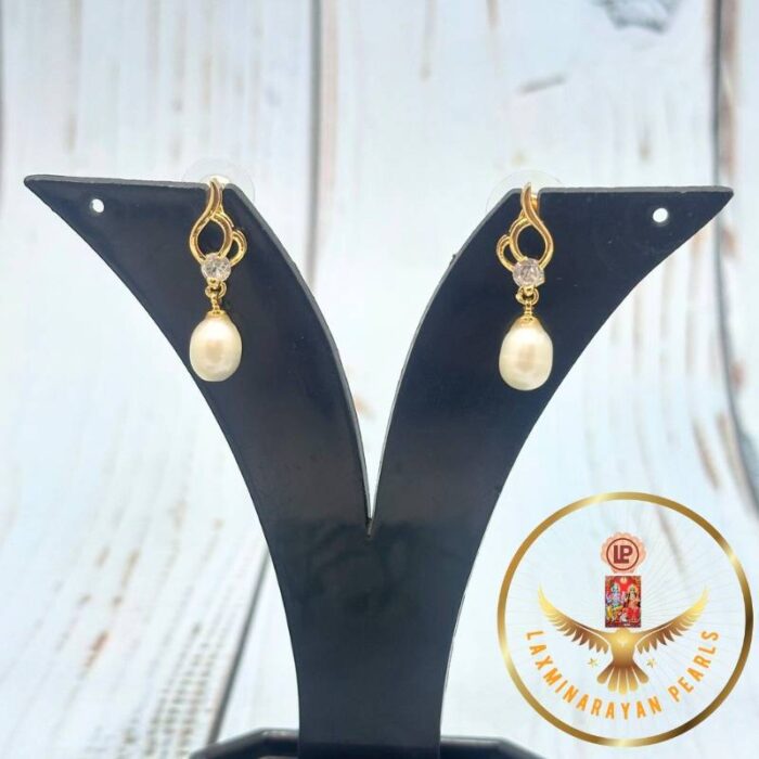 Pearls Drop Earrings