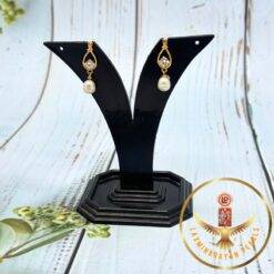 Oval Pearls Earrings
