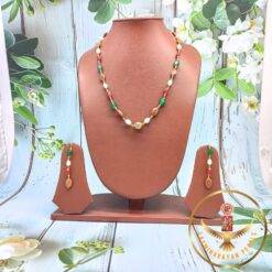 Oval Pearl Necklace Set