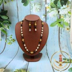 oval pearls Stone Necklace