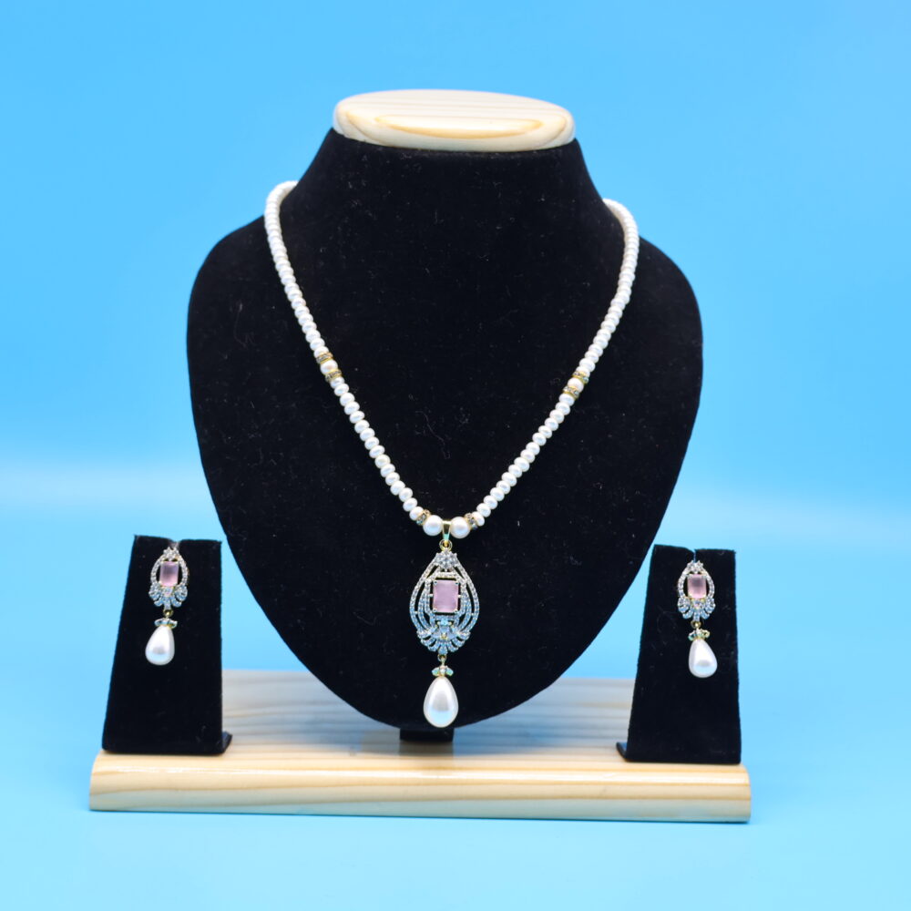 Pink Pendant Pearl Necklace Set - Image 2