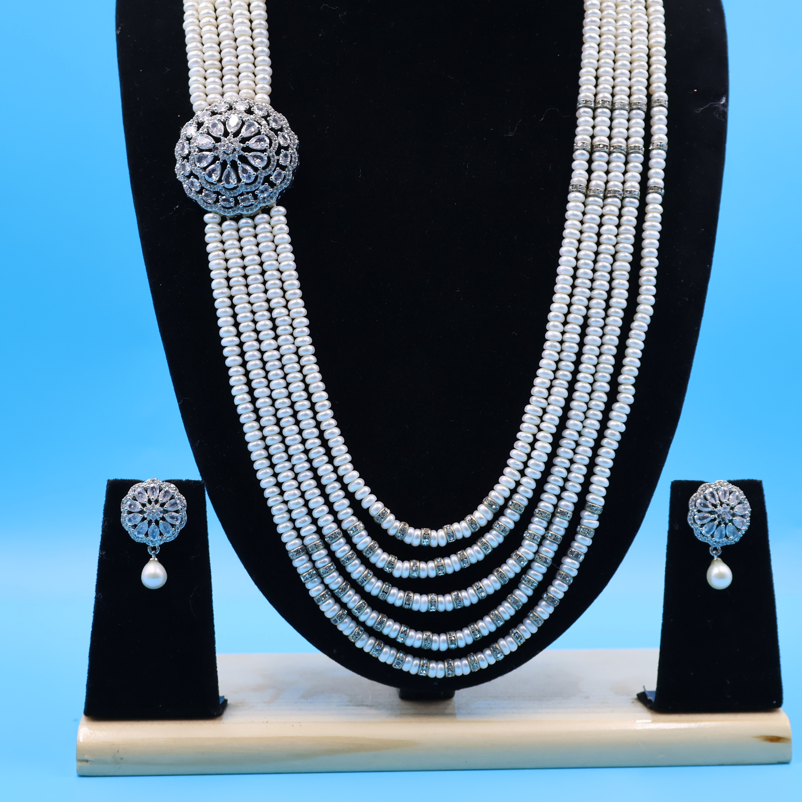 Real Natural Hyderabadi Pearl Side Brooch - Image 2