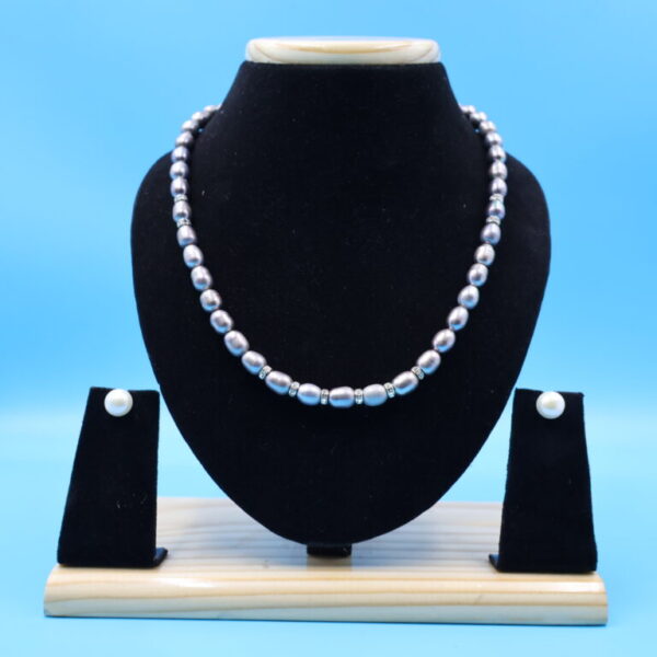 Alternative view of Grey Oval Pearl Necklace