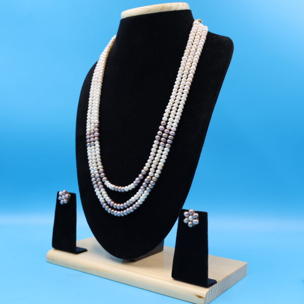 Alternative view of Three Layer Pearl Necklace