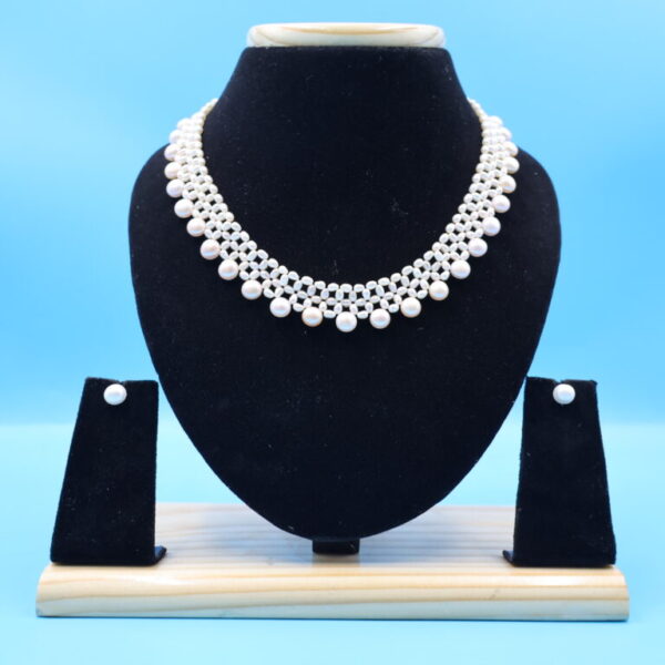 Alternative view of Beautiful Jali Pearl Necklace