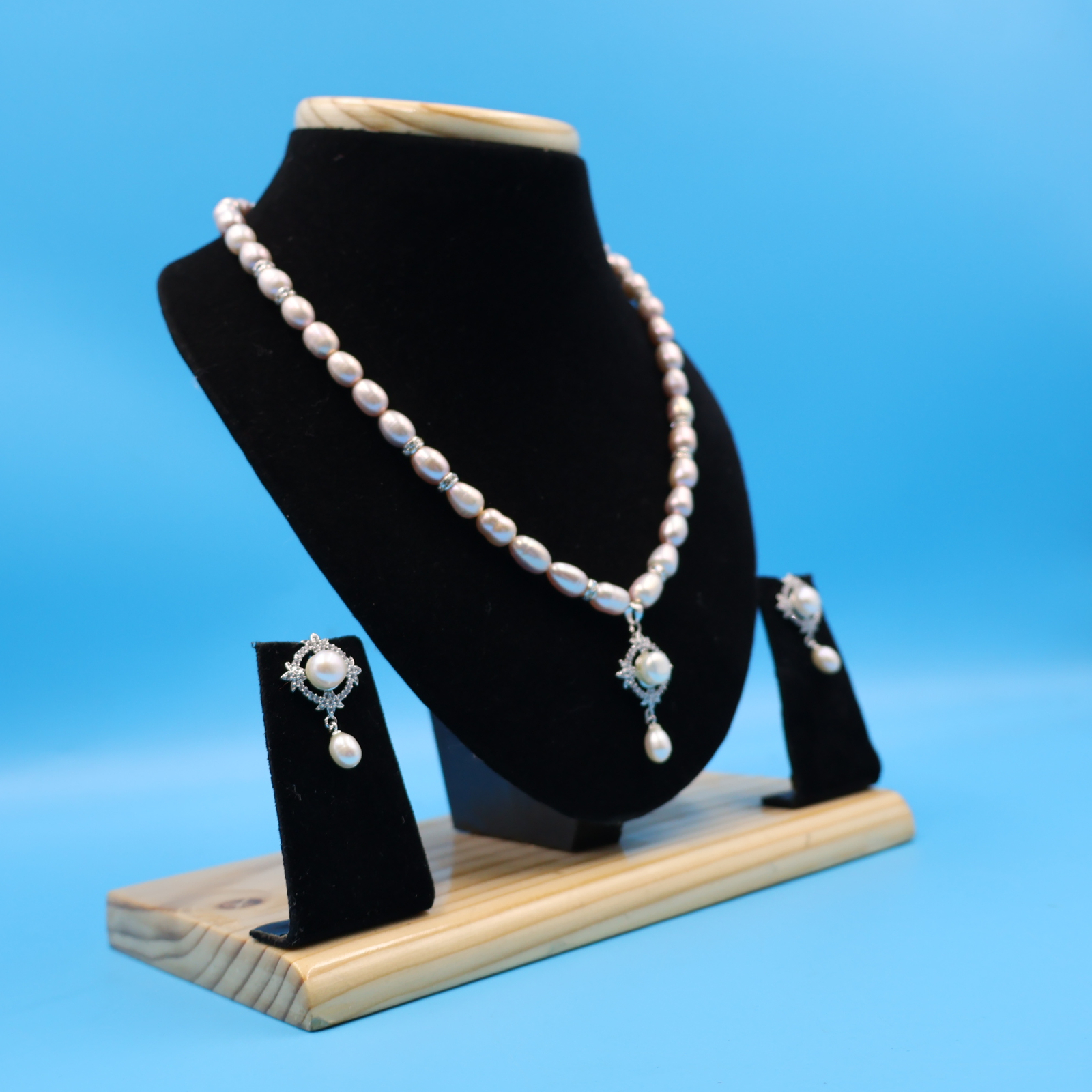 CZ Pendant Cream Oval Pearl Necklace - Image 3