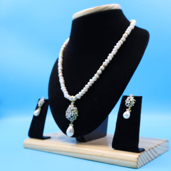 Alternative view of CZ Emerald Pendant Pearl Necklace