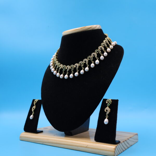 Alternative view of Stone & Pearls neckalce