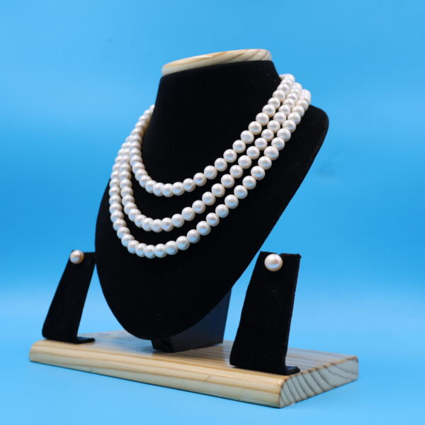 Alternative view of Three Layer Pearl Necklace
