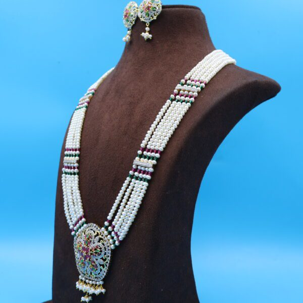 Alternative view of Hyderabadi Rani Haar