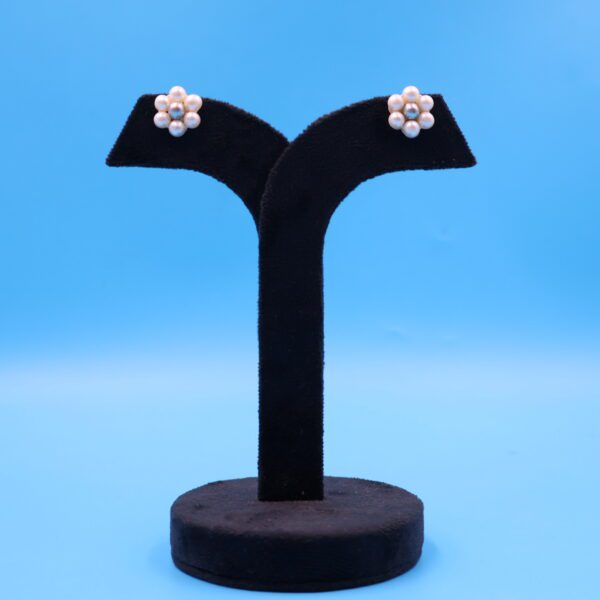 Alternative view of Real Pearl Seven Moti Tops