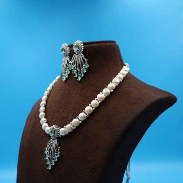 Alternative view of Pista Green Button pendant Pearl Necklace