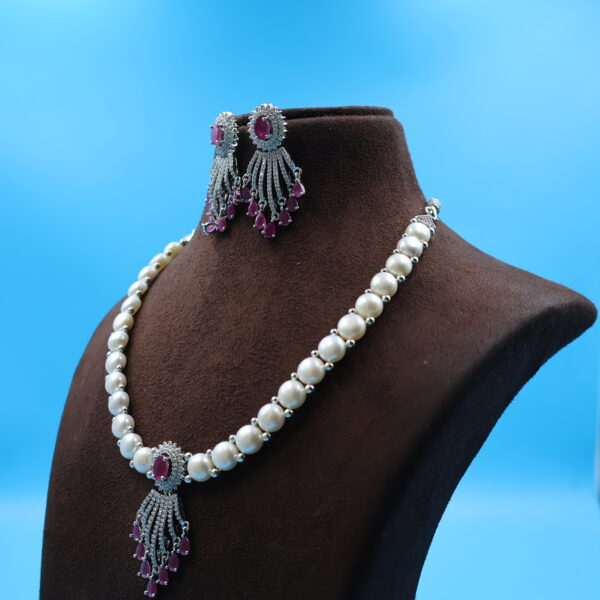 Alternative view of pendant Button Pearl Necklace Set