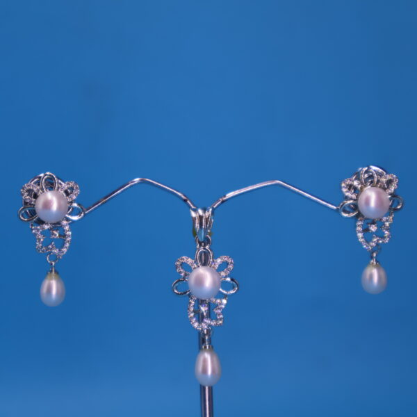 Alternative view of Pearl Pendant Earrings
