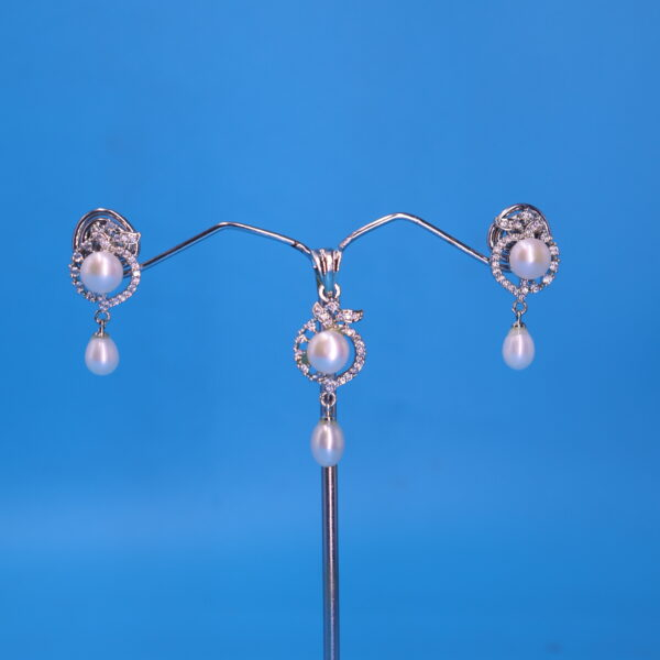 Alternative view of Pearl Drop Pendant Earrings Set