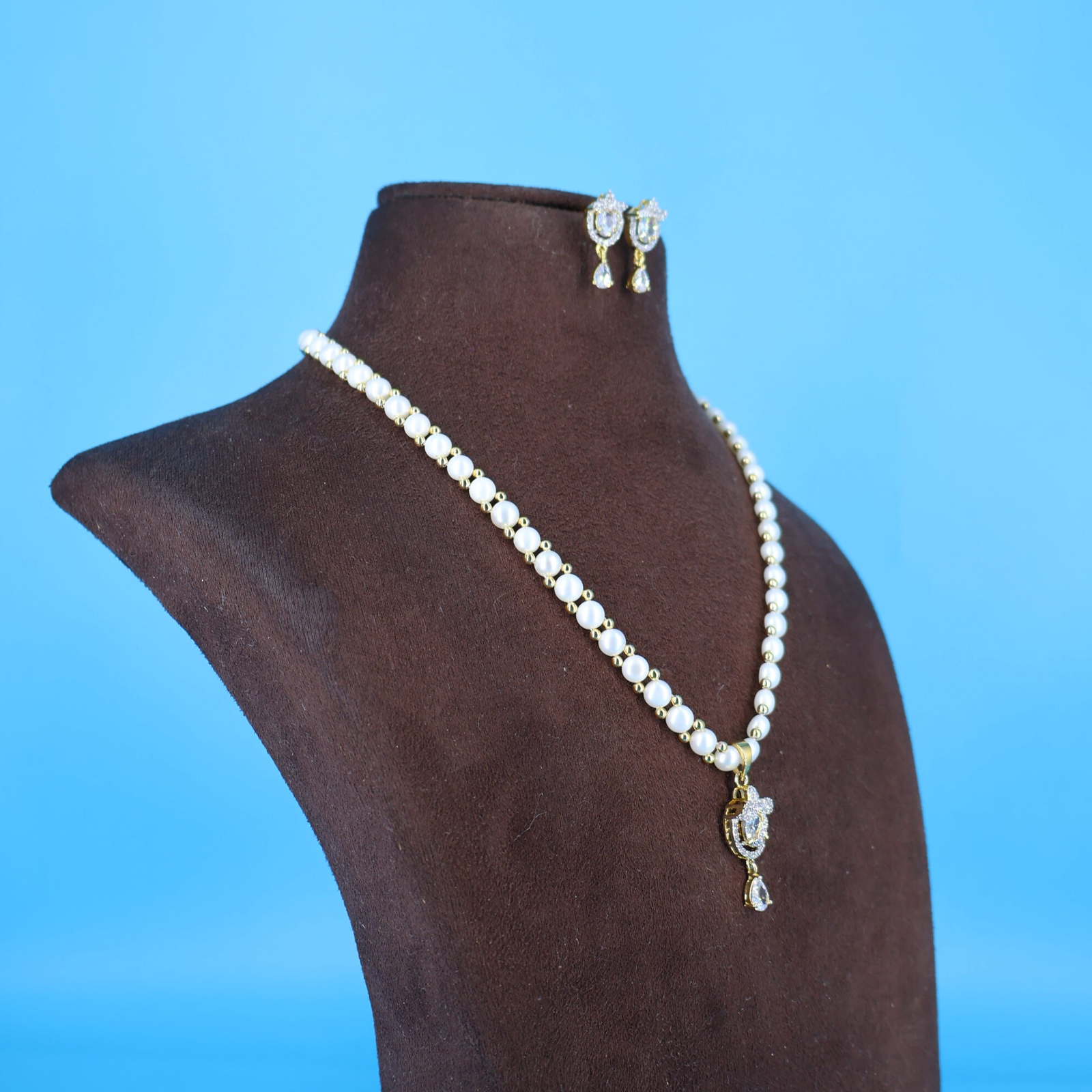 CZ Pendant Button Pearl Necklace - Image 2