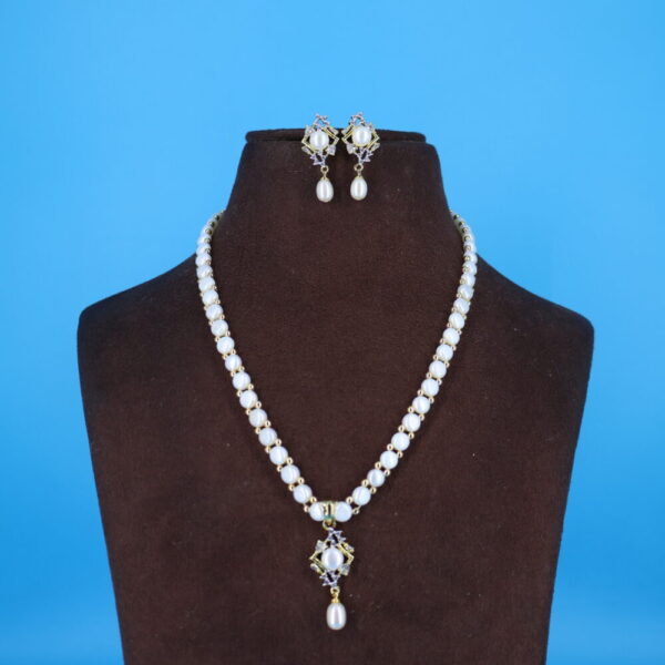 Alternative view of CZ Pendant Button Pearl Necklace