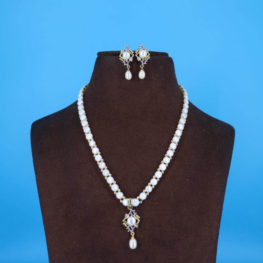 CZ Pendant Button Pearl Necklace - Image 2