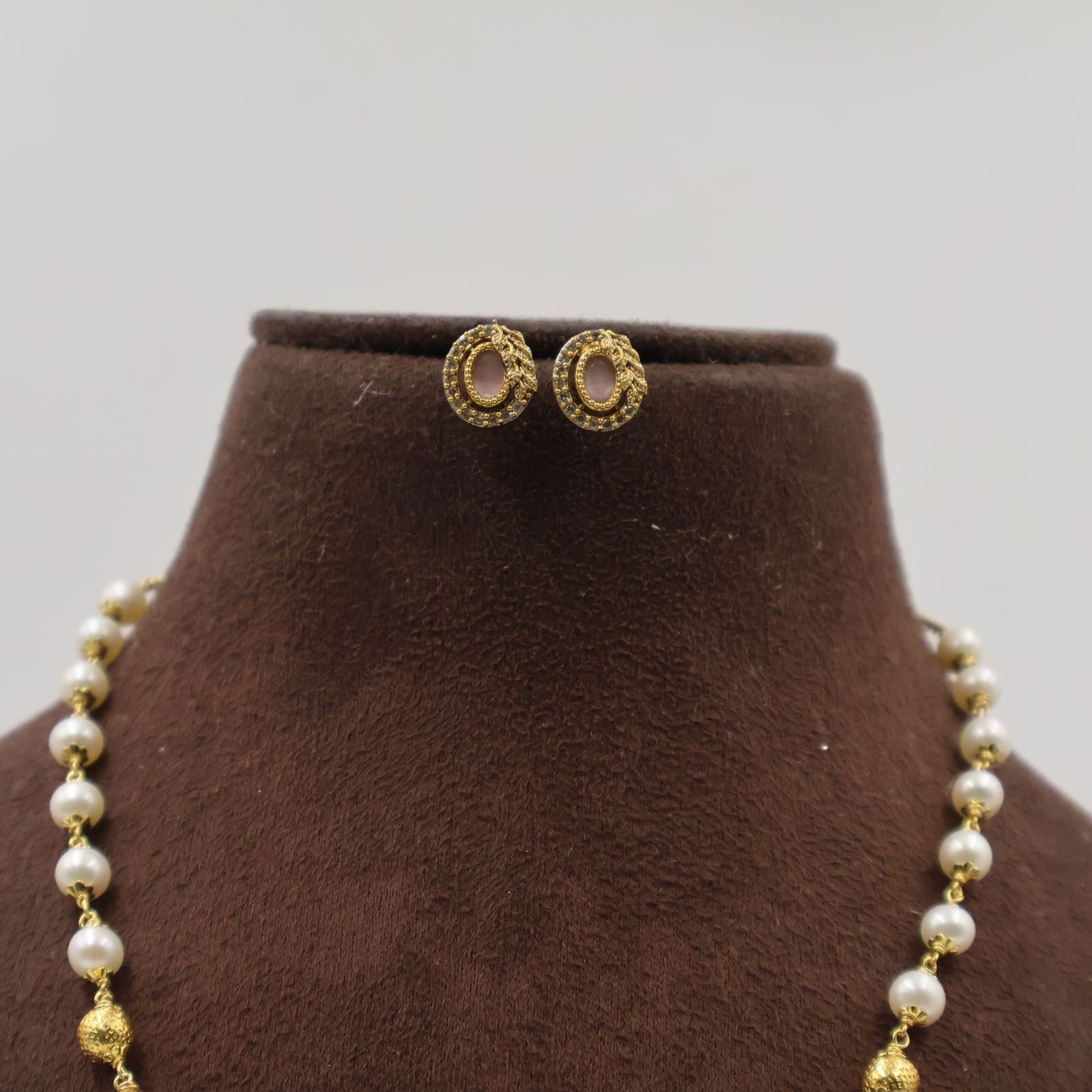 Bird pearl taar mala (baby pink) - Image 4