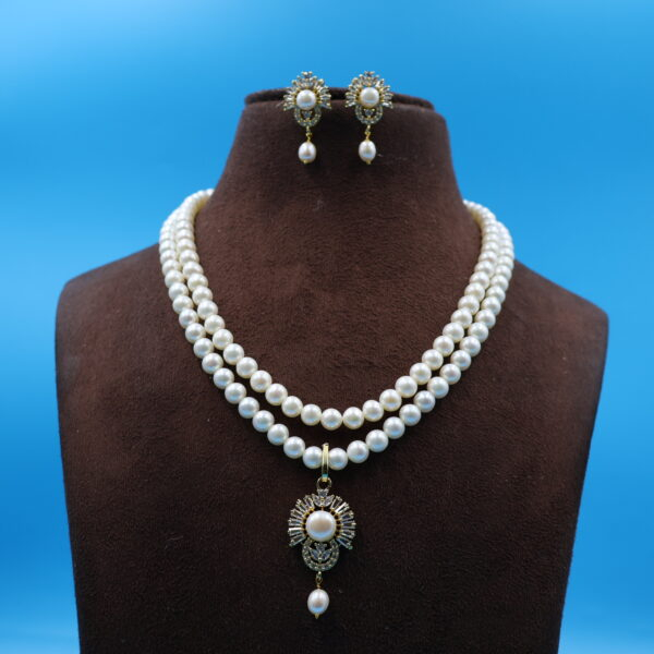 Alternative view of CZ Pendent Pearl Necklace Set