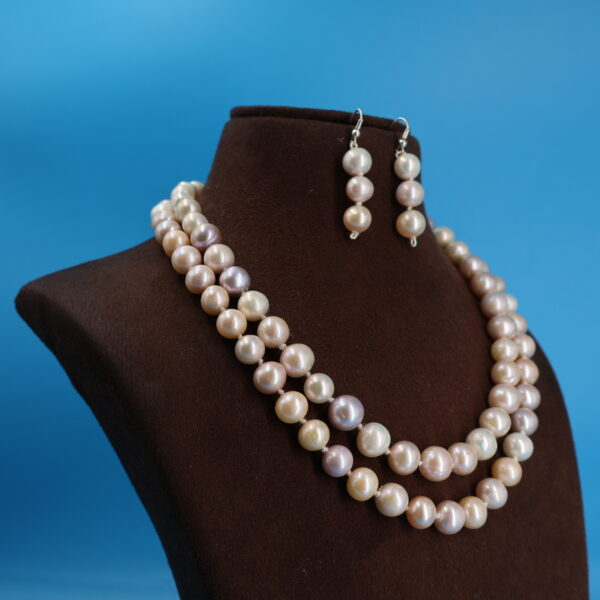 Alternative view of Double Line Pearl Necklace Set