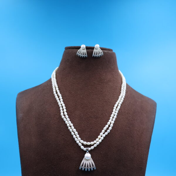 Alternative view of CZ Two layer Pendant pearl necklace