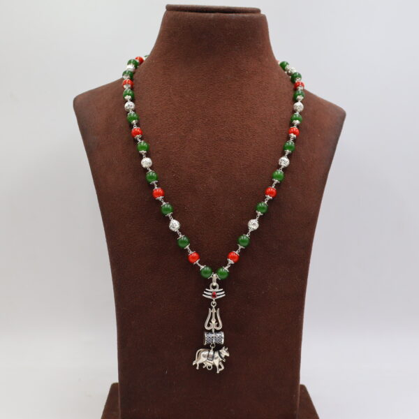 Alternative view of Coral Jade & Silver Taar Mala