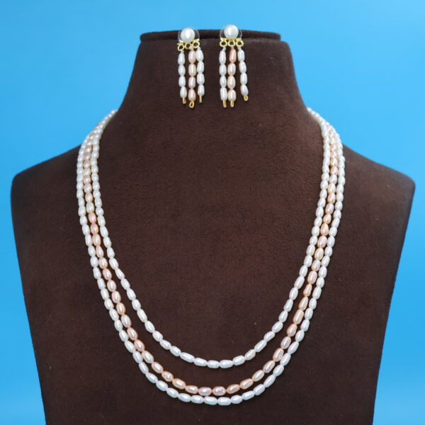 Alternative view of Simple Elegant Plain Pearl Necklace