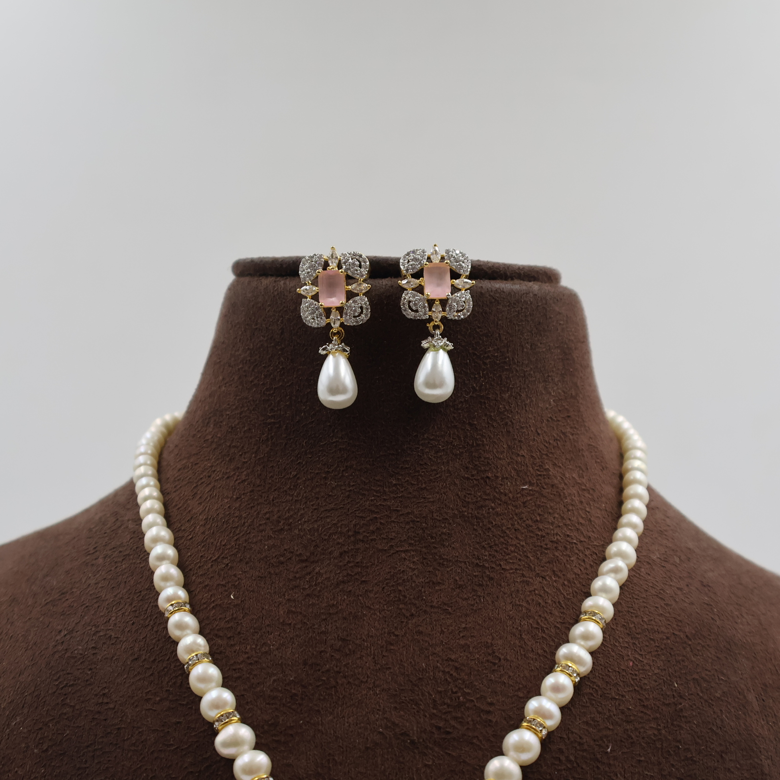 CZ Stone Pendant Pearl Necklaces Sets - Image 5