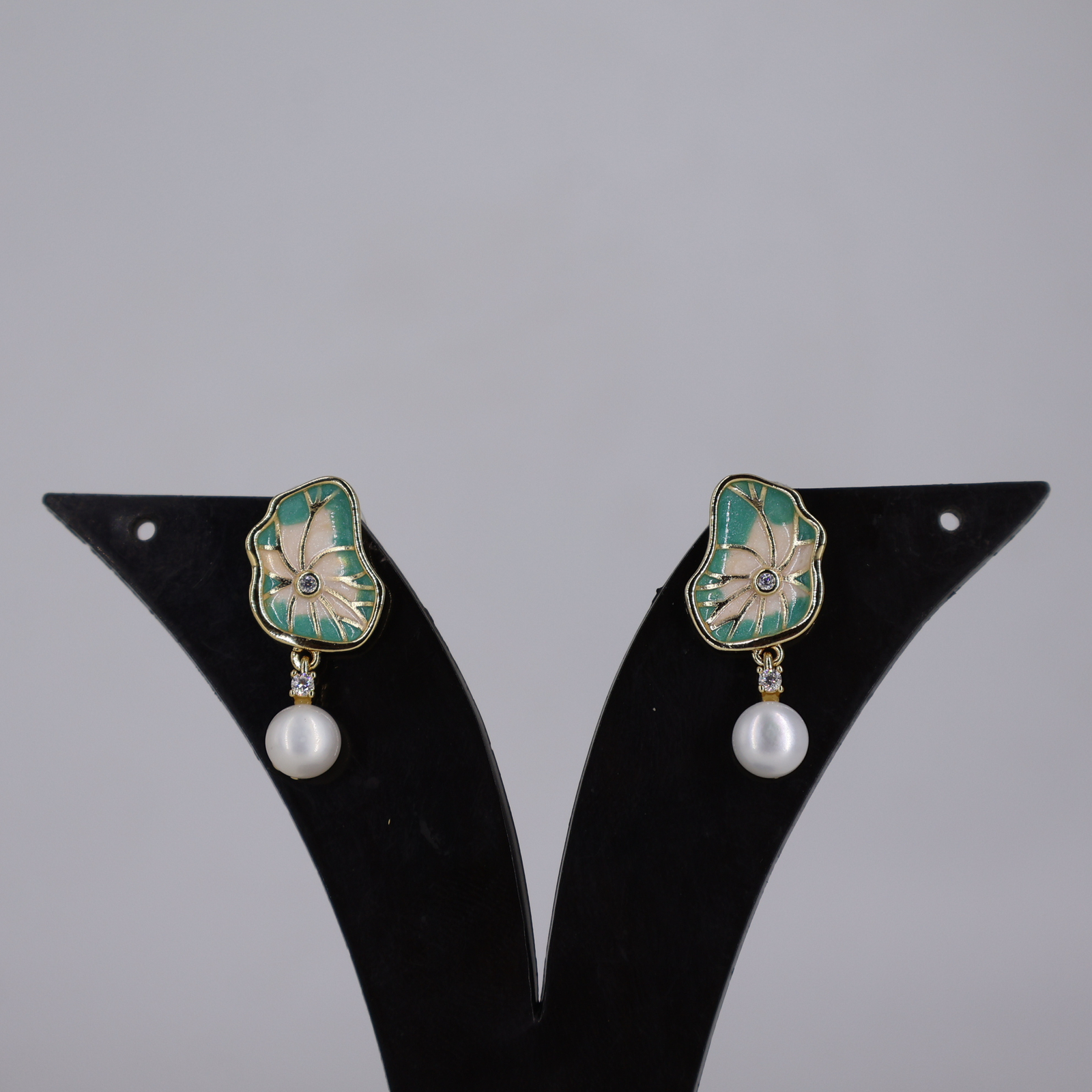 Green Floral Pearl Drop Earrings - Image 3